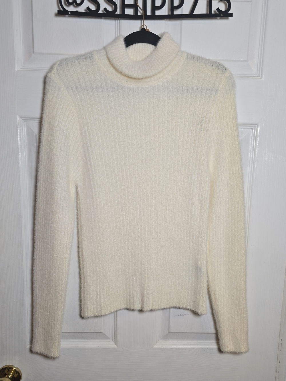 Cream Turtleneck Knit Sweater M Medium - Women's Cozy Very Soft Ribbed Pullover